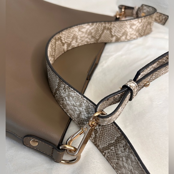 Mixology crossbody bag- Taupe color - Picture 8 of 11
